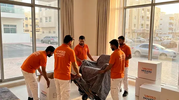 Apartment Movers in Al Muraqqabat